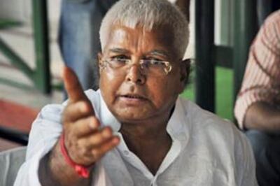 Sonia asks Lalu to attend Cabinet meeting