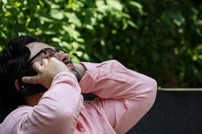 Study Tracks 444,000 Adults’ Cellphone Use Over 12 Years, Finds Link to Higher Cardiovascular Disease Risk