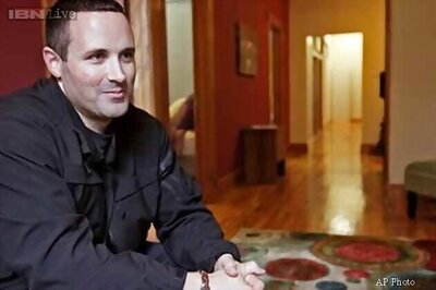 US: No hugs allowed? Madison targets pro cuddlers