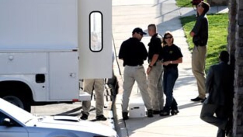 Father and son held over US terror plot