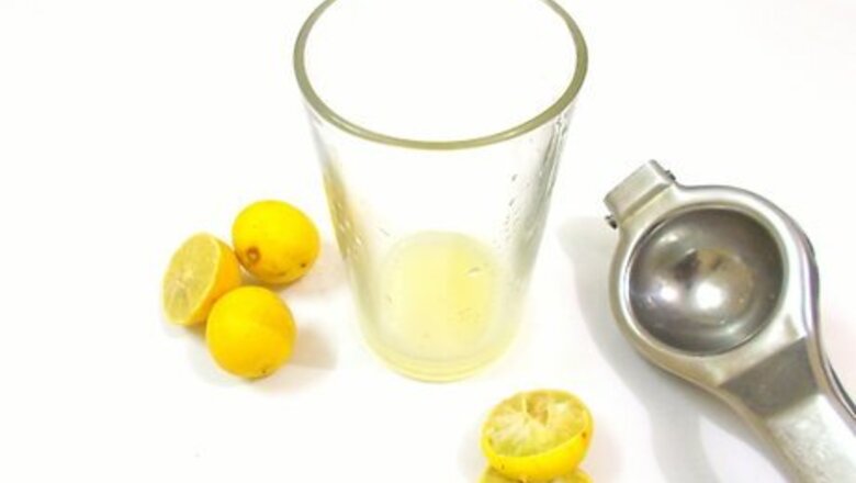 How to Make Fresh Lemonade Without a Juicer