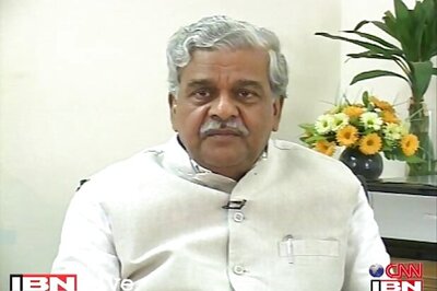 Cong attacks UP govt for 'breakdown' in law and order