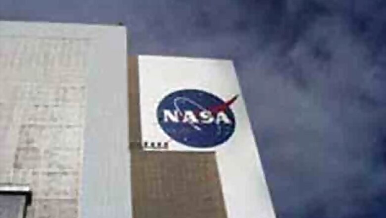 NASA trains astronauts to land on asteroid
