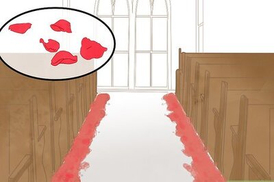 How to Decorate Your Wedding Ceremony Aisle