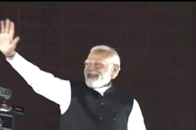 PM Modi Asks India Inc to Step Up Investment