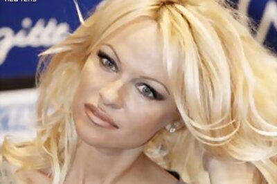 I'll strip till the day I die, says Pamela Anderson