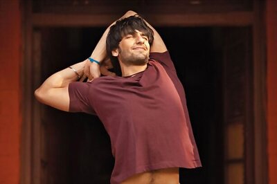 Ranveer to act in Hindi remake of 'Magadheera'