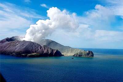 No Luck in Search for Two Remaining Bodies on New Zealand Volcano