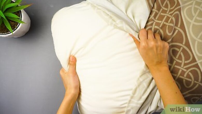 How to Wash Pillows