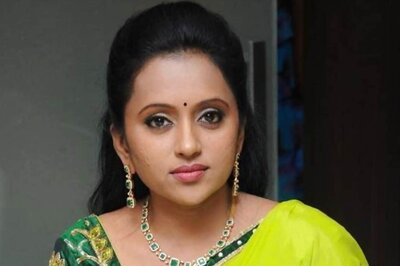 F3's Tamannaah Bhatia, Sonal Chauhan Join Host Suma Kanakali in Cash Chat Show, Promo Out