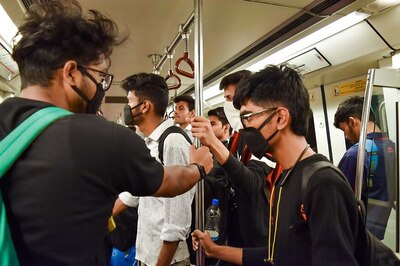 Delhi Metro May Resume Services in 'Unlock-4' as MHA Considers CM's 'Virus Situation Improving' Assurance