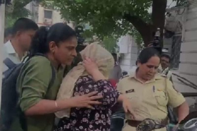 Designer, Bookie’s Daughter: About Aniksha Jaisinghani & How She Befriended Amruta Fadnavis