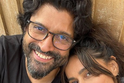 Farhan Akhtar and Shibani Dandekar Turn 'Park Posers' With Latest Pics - Check Here