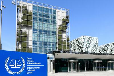 Man Claiming to Be a Former Russian Officer Wants to Give Evidence to the ICC About Ukraine Crimes