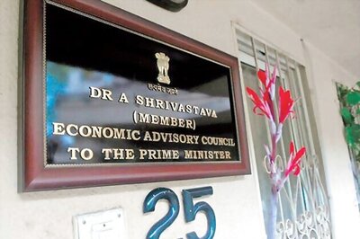 Mumbai: Victims turn cops to arrest 'PM's advisor'