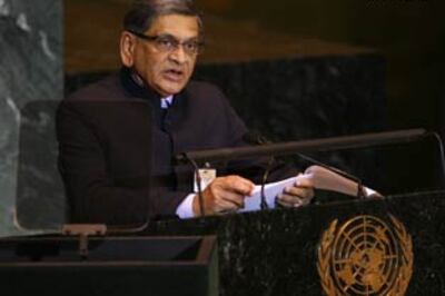 I'm the boss: Krishna tells Tharoor