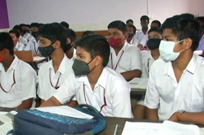 Bulandshahr Education Dept Inspection Finds Several Neglected Schools, Staff Face Salary Freeze