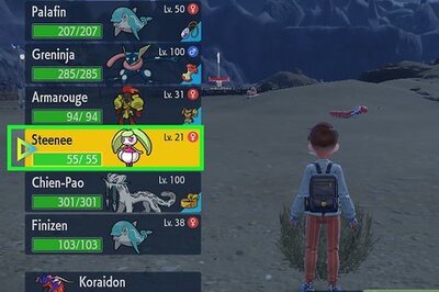 How to Evolve Steenee into Tsareena in Pokemon Scarlet & Violet