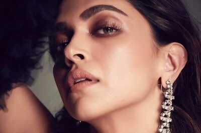Deepika Padukone Dedicates Femina Beauty Award to Laxmi Agarwal