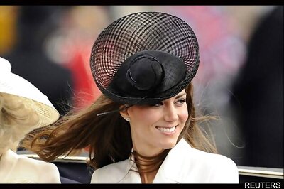 Kate Middleton shops for nursery fabrics