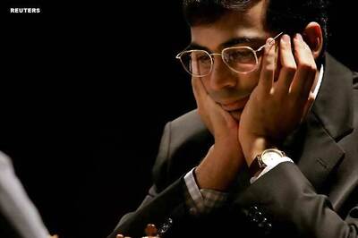 Anand draws with Gelfand, stays last in Zurich Chess