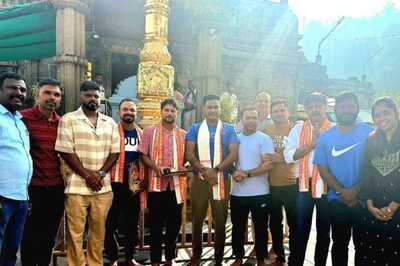 Kuldeep Yadav Pays Visit To Temple Ahead Of India's 2nd Test Against England: WATCH