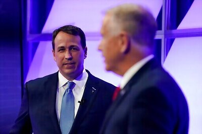 Cunningham Outraises Tillis, Enters October With Less Cash