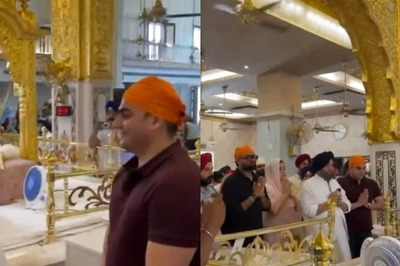 Arbaaz Khan And Bandaa Singh Chaudhary Team Offer Prayers At Bangla Sahib Ahead Of Film Release, Watch Video