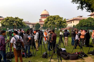 Plea in SC Seeks Postponement of Bihar Polls Due to Covid-19 Pandemic, Flood Situation