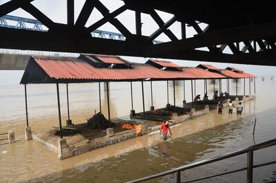 Patna Crematoriums Flooded, People Forced to Burn Bodies on Roads