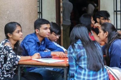 NSUI Starts Indefinite Strike Against DU's Move to Hold Offline Exams for 'even' Semester Students