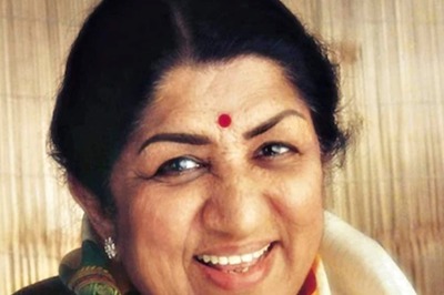 Lata Mangeshkar in ICU at Mumbai's Breach Candy Hospital After Contracting Covid-19, Has Pneumonia