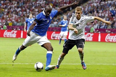 Italy look to have edge over Spain in final