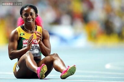 Shelly-Ann Fraser-Pryce wins women's 200 meters in Moscow