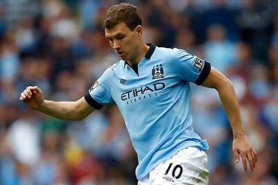 Pellegrini brushes off Dzeko move to Napoli