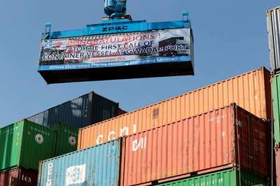 Pakistan Goes Ahead with CPEC Amid Mounting Debts, Further Economic Fallout Due to Covid-19