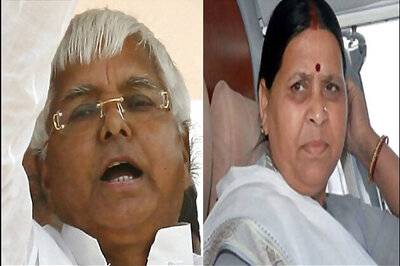 Lalu performs 'jaimal' with Rabri