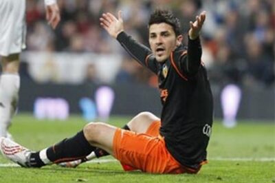 Valencia reject Barcelona's offer for David Villa