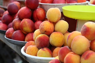 Monsoon Food: 5 Fruits to Eat During the Season for Better Health and Immunity