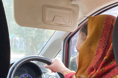 'I Was Safe': Woman Shares Her Experience of Riding a Cab With Female Driver in Lahore