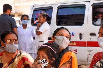 One or More Family Members in 26% Maharashtra Households Have Covid or Flu Symptoms: Survey