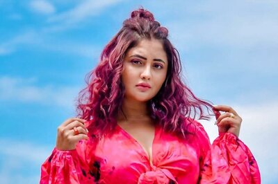 Happy Birthday Rashmi Desai: The Diva Who Braved All The Troubles and Made it Big