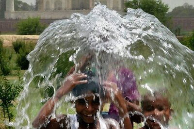 Mumbai Braces Up For Hot Weekend, Delhi For Rains, Heatwave Alert in Jharkhand | Weather Updates