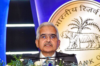 'Impatient Generation', Says RBI Guv On High Attrition In Pvt Banks, Keeps A Close Eye On It
