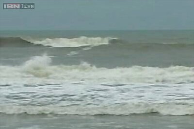 Cyclone Phailin: Cargo ship feared sunk, search on for 20 crew members