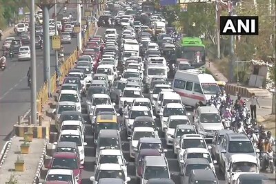 Heavy Traffic as Delhi-Ghaziabad Border Sealed amid Spike in Number of Coronavirus Cases