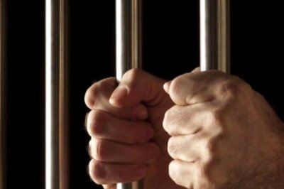 Indian American Physician From Chicago Admits Guilt In $2.4M Healthcare Fraud Case