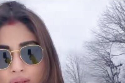 Mouni Roy's Honeymoon Reel Captures Beautiful Snow Covered Kashmir