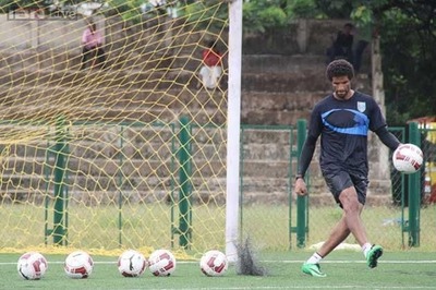 ISL has 'non-existent' infrastructure: David James