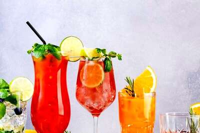 Enjoy Refreshing Summer Cocktails with Your Favourite Summer Fruits